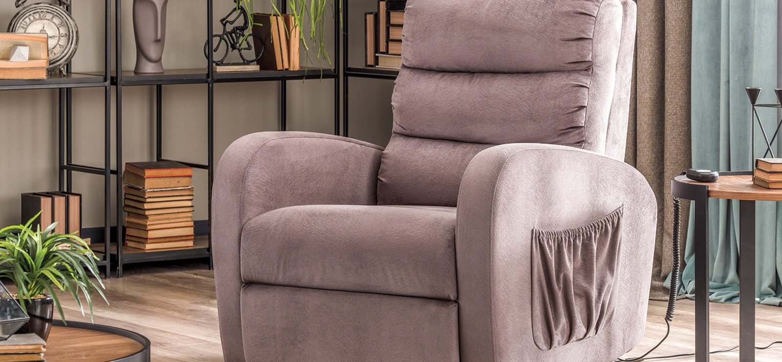 ENRIC High quality, comfortable, functional... Enric Single Recliner - Lift Mechanism