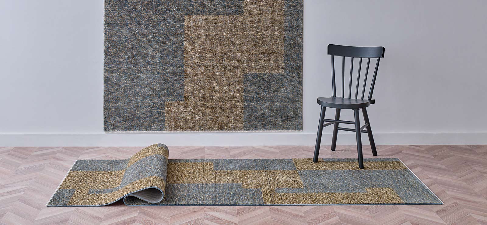 Details Reflecting Nature 