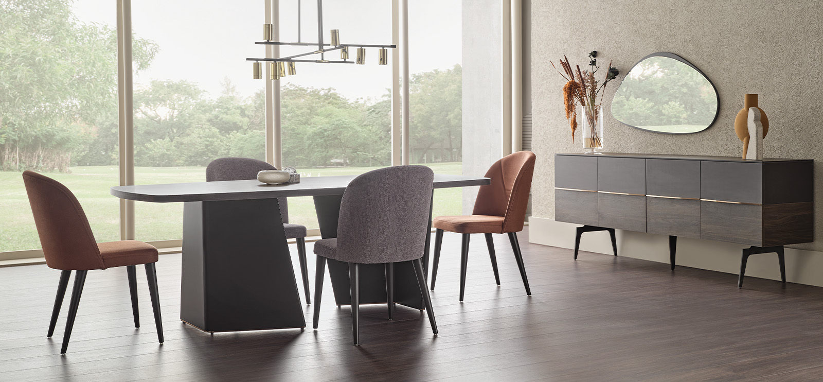 MARION Qualified Touch to Decoration